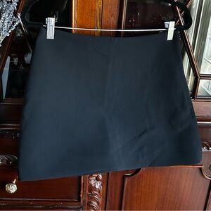 Zara Black Mini Skirt With Side Zipper Medium